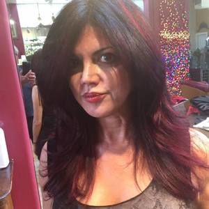 Meet your Posher, Suzette